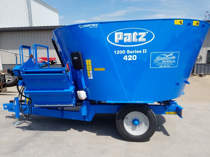 NEW PATZ 420 VERTICAL TMR MIXER Inventory Steinhart's Farm Service