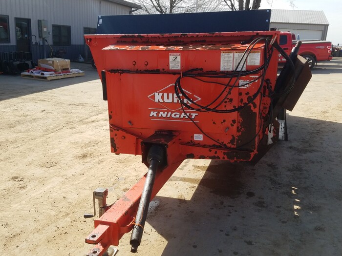USED KUHN KNIGHT 8118 MANURE SPREADER Inventory Steinhart's Farm