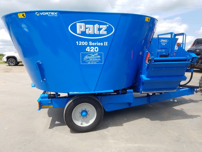 NEW PATZ 420 VERTICAL TMR MIXER Inventory Steinhart's Farm Service