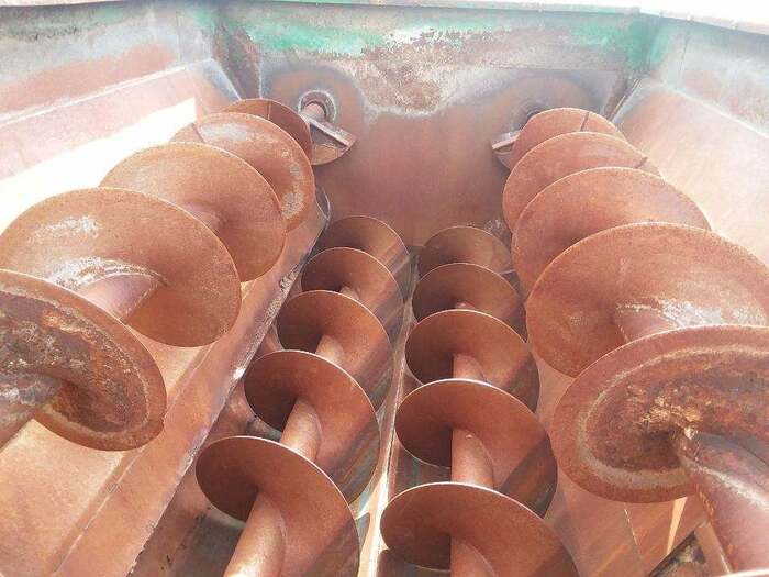 USED LUCKNOW 310 HORIZONTAL TMR MIXER Inventory Steinhart's Farm