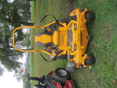 USED CUB CADET ULTIMA ZTX5 IMAGE